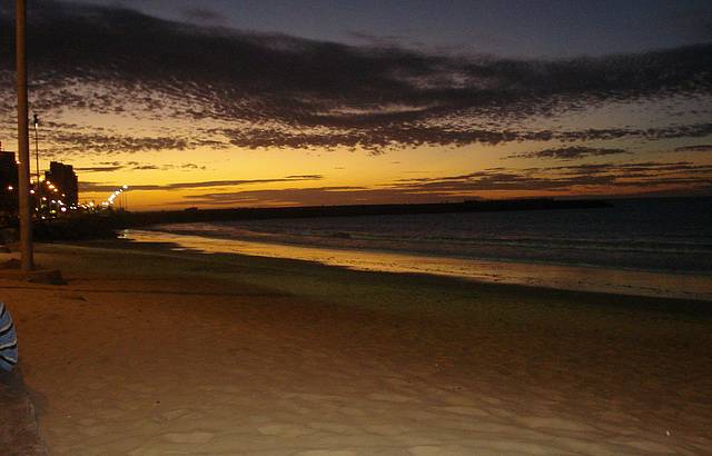 lindo fim de tarde na praia de Meireles