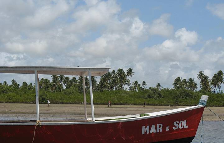 Passeio de Barco  motor