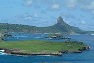 Morro do Pico é um dos cartões-postais do arquipélago