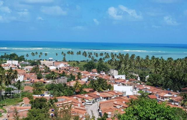 Mirante com vista belssima para a Praia de So Miguel dos Milagres