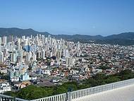 Uma bela vista da cidade