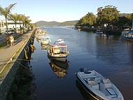 Passeio pelo rio