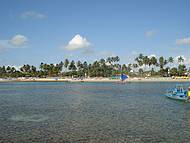 Praia de Porto de Galinhas vista das piscinas naturais, uma viso encantadora.