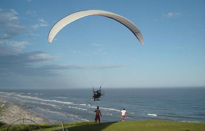 Passeio de parapente