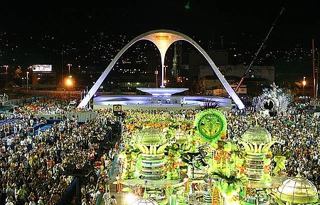 Passarale do Samba é visitada pelos turistas até mesmo fora do Carnaval