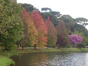 Lago So Bernardo: Passeio cheio de cores - 