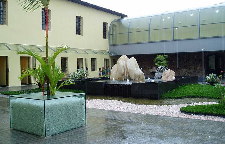 Vista do ptio interno do Museu Jos Liberto