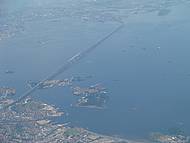 Vista aérea da ponte Rio-Niteroi... pura beleza!