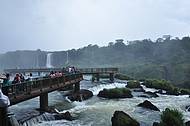 Trilha que te leva mais prximo das Cataratas