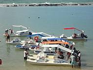 Passeio de barco para a Praia do Gunga