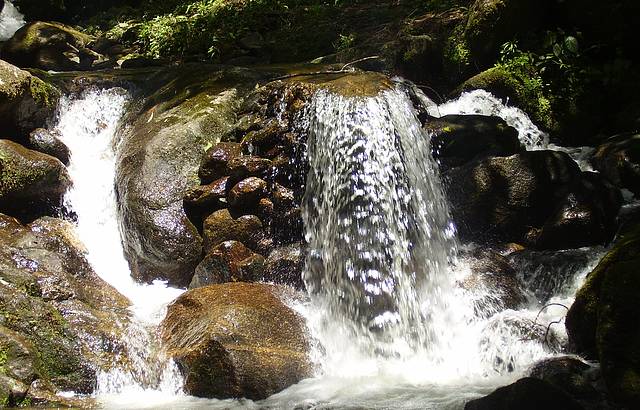 Cachoeira do Santurio-ducha dos Namorados