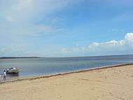  uma praia muito calma e exelente para um passeio