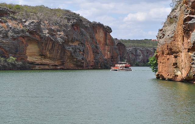 Passeio de barco no Rio So Francisco