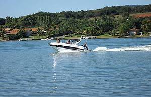 Rio Grande: Lanchas e jet skis tomam conta da represa nos finais de semana - 