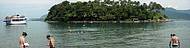 Um linda vista da Ilha das Cabras, onde voce pode atravessar a nado s/ problemas