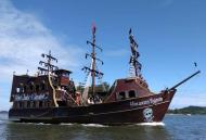 Maravilho passeio a bordo do barco pirata Holands Voador