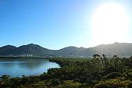 Vista do amanhecer no norte da Ilha.