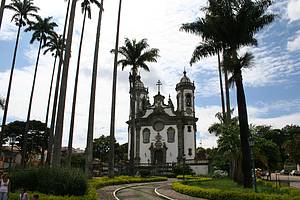 Ir  missa na Igreja de So Francisco de Assis