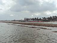 Melhor praia para banho, no tem muita influencia da mar