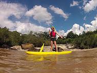 Stand up paddle na cachoeira!