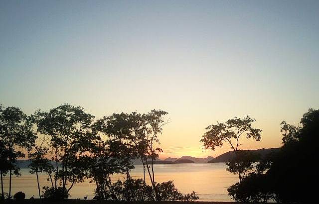 Tranquilidade na praia Jabaquara