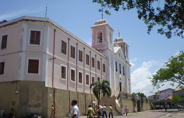 Fachada da Igreja e Convento do Carmo