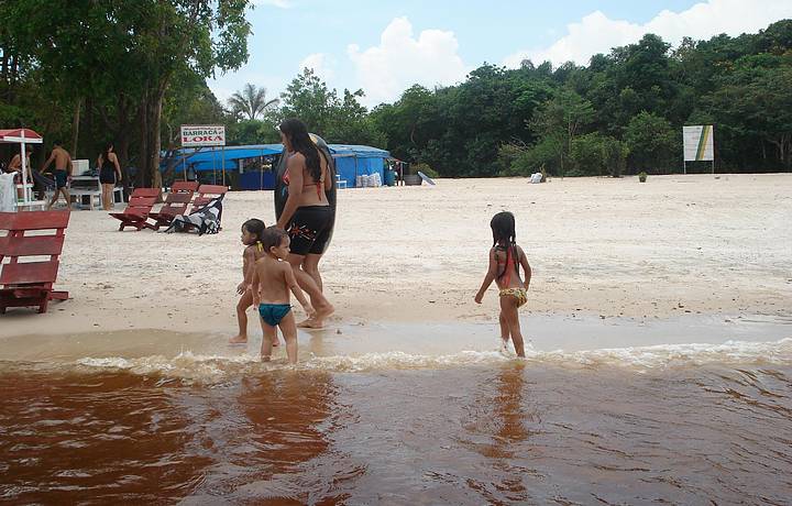 Praia da Lua, s margens do Rio Negro!