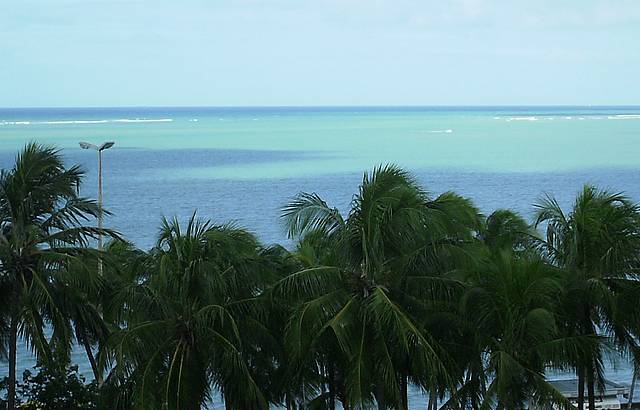 Vista da sacada na praia de ponta verde