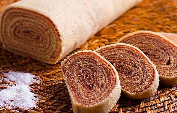 Bolo de rolo  para comer rezando!