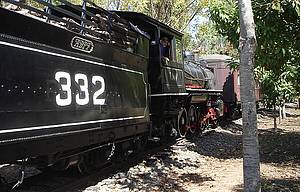 Maria-Fumaa: Passeio tradicional  feito  bordo de locomotiva de 1925 - 