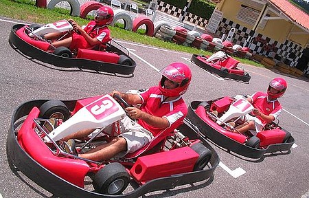 Center Kart - Adrenalina garantida nas corridas