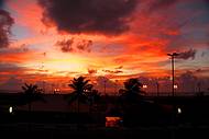 Amanhecer na orla de Atalaia, em Aracaju SE, vista da janela do Celi Hotel