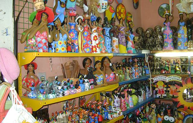 Feira de atersanato do mercado. Perfeiro para comprar muitas lembranas!