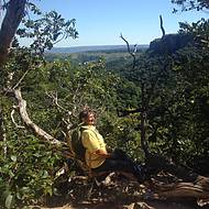 Ao longo da trilha, pontos de parada exibem belas paisagens 