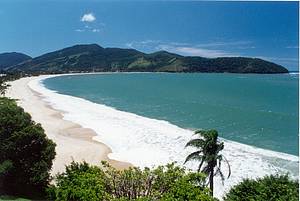 Praias imperdveis em Caraguatatuba (SP): Tabatinga tem guas calmas e cristalinas - 