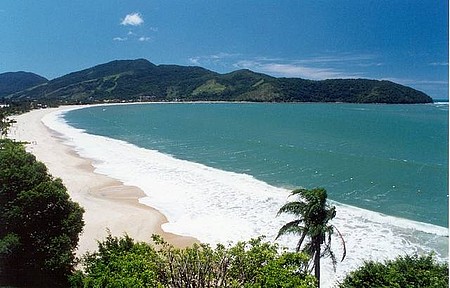 Praias imperdíveis em Caraguatatuba (SP) - Tabatinga tem águas calmas e cristalinas