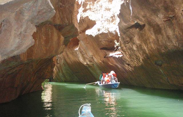 Passeio de canoa