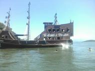 Maravilho passeio a bordo do barco pirata Holands Voador
