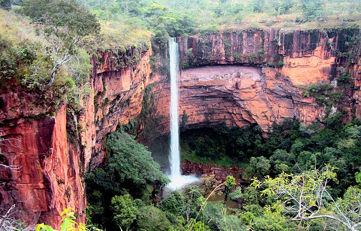 Explorar o Parque Nacional da Chapada dos Guimarães, Chapada dos Guimarães  - Férias Brasil