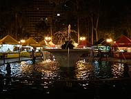 Curitiba  noite, feirinha na Praa Osrio