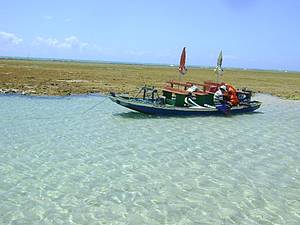 Curtir as praias da cidadezinha