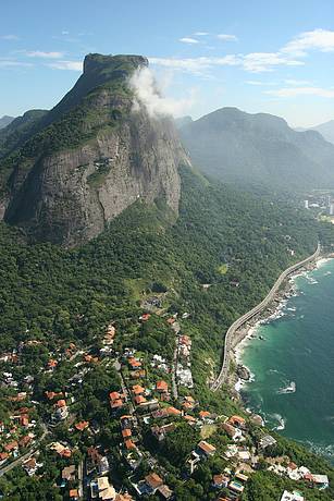 Pedra da Gvea  explorada por amadores e profissionais